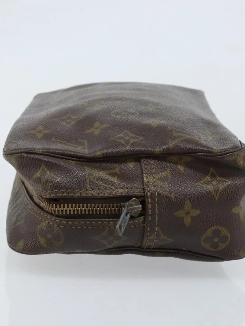 Louis Vuitton brand	louis vuitton
